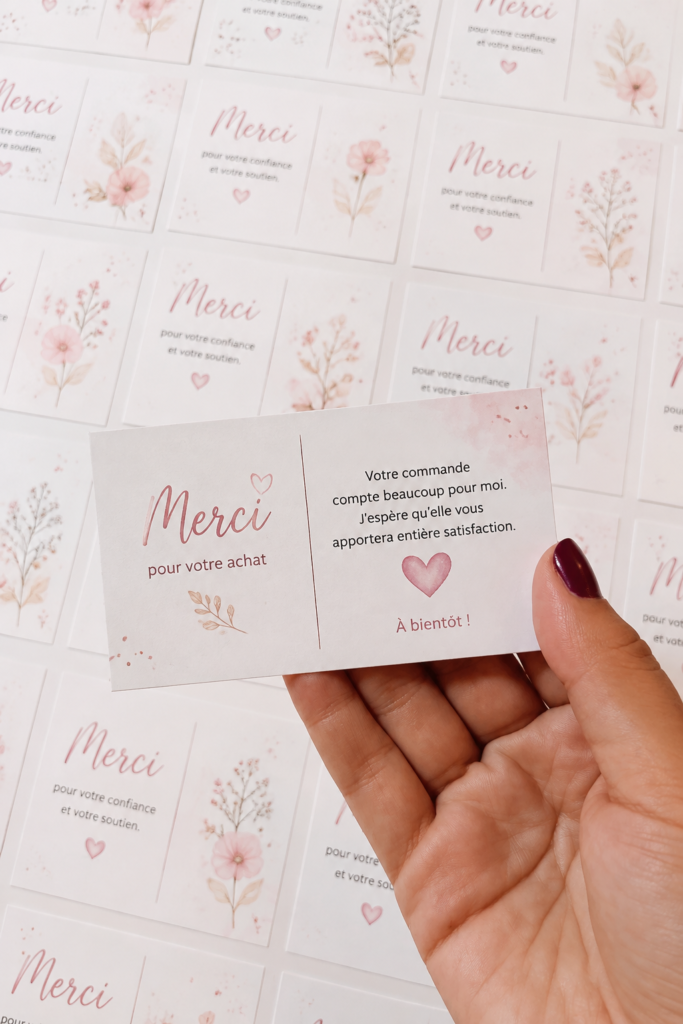 Cartes de remerciement créatives pour les clients, présentant des designs variés et chaleureux.