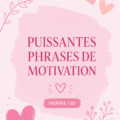 Femme souriante entourée de citations motivantes dans son bureau.