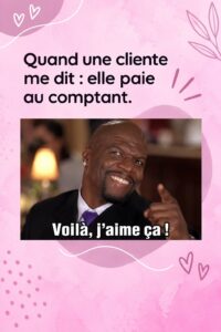 Femme travaillant sur la gestion de sa clientèle avec un ordinateur portable.
